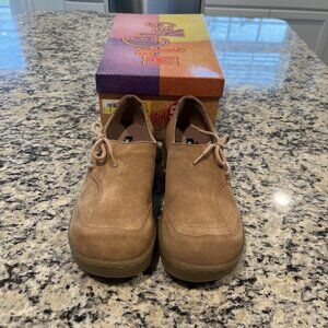 Vintage Hot Cakes Women’s 8 Rowdy Camel Brown Suede Leather Sneakers Comfort